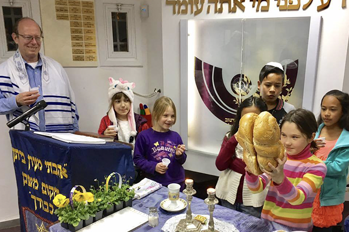 Children at a Reform Congregation in Israel celebrating Yom HaAtzmaut