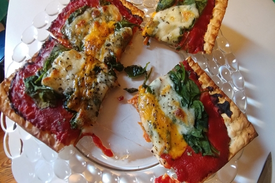 matzah spinach pizza
