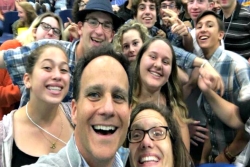 Dana Gershon and Rabbi Jonah Pesner take a selfie with 255 Jewish teens at the Northeast Leadership Summit