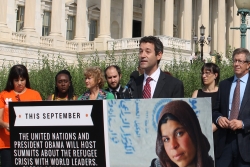 Rabbi Saxe speaking at Refugees Welcome press conference