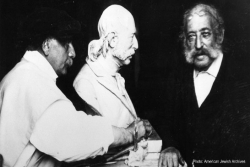 Rabbi Isaac Mayer Wise with sculptor Moses Ezekiel and the bust of Wise that Ezekiel created